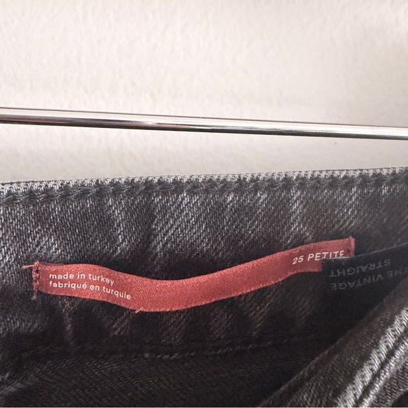 Pilcro Anthropologie 25 Petite Black Distressed Straight Leg Ankle Jeans - Picture 4 of 7